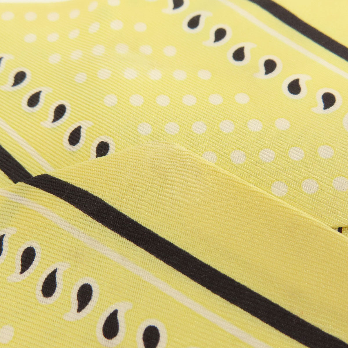 HERMES scarf silk yellow Twilly zebra motif Women  d