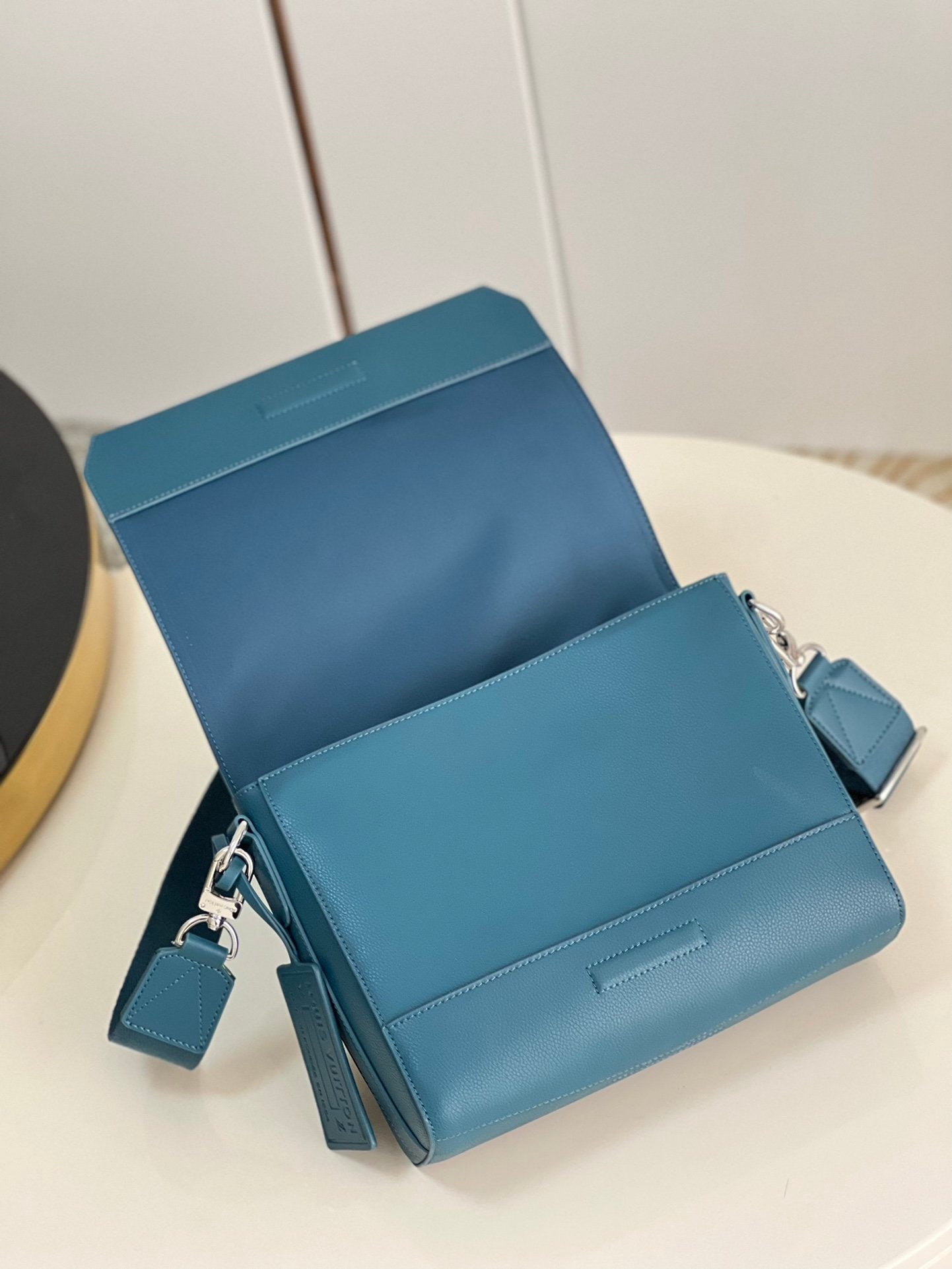 Top Quality Messenger Grain Blue For Men, Bags, Shoulder And Crossbody Bags 11in/28cm Top Quality M59327