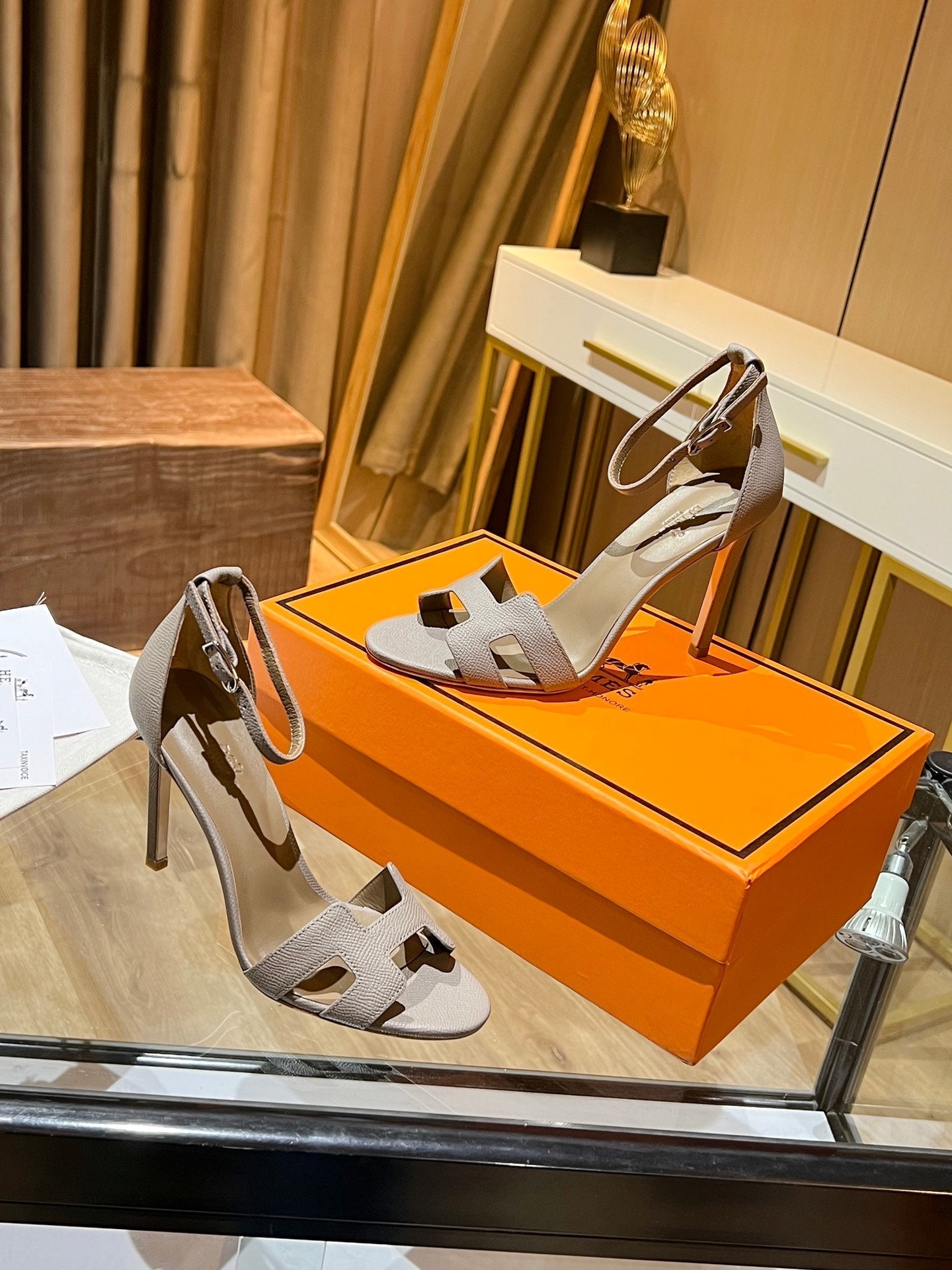 New 1:1 rep HM HIGH HEELS 029