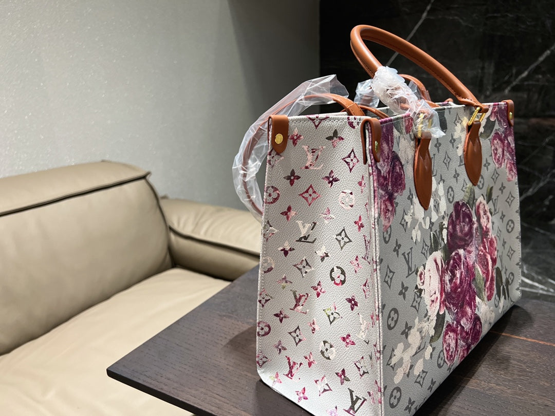 EN - New 1:1 rep Lux Bags LUV 555