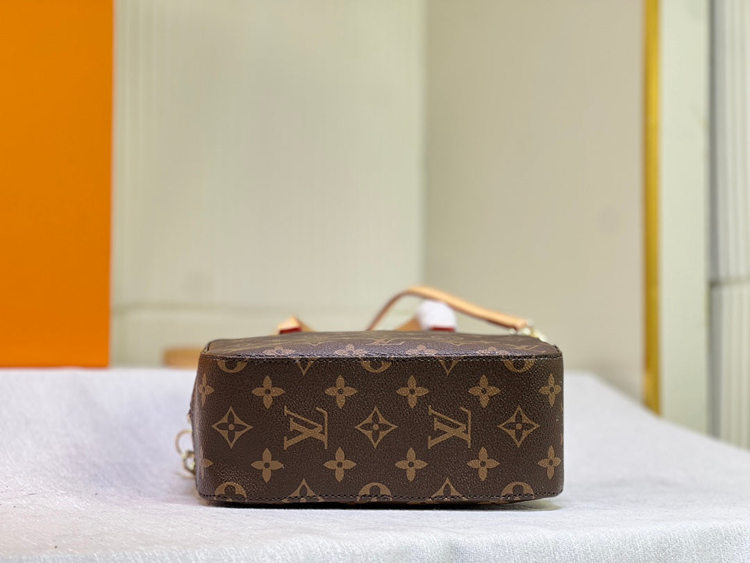 New 1:1 rep Lux Bags LUV 901