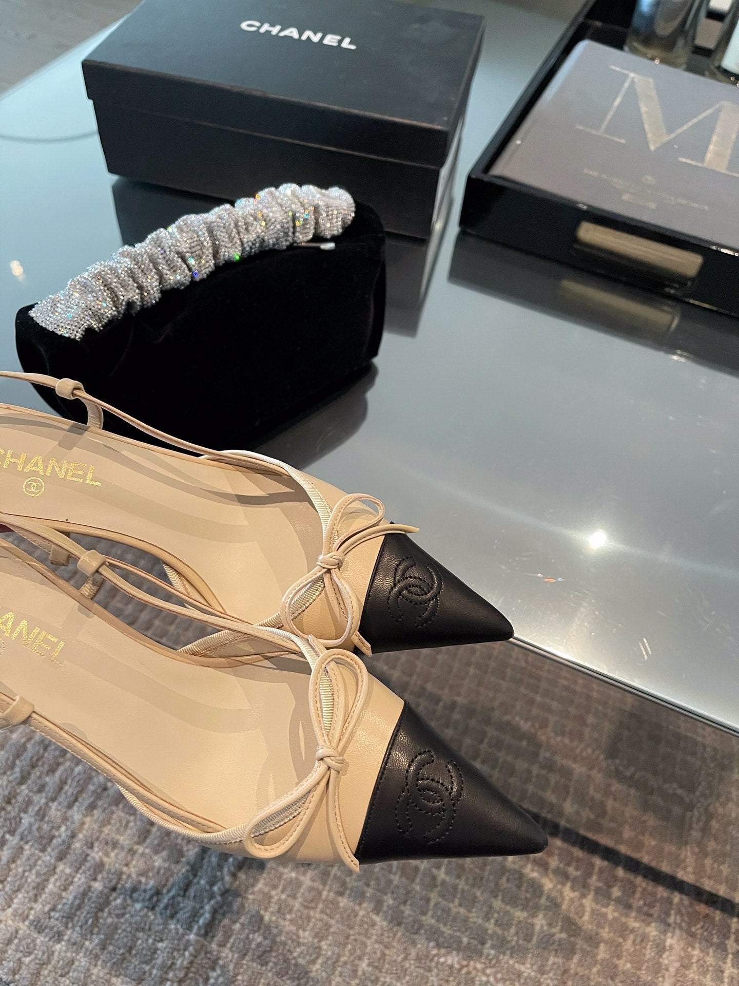 New 1:1 rep CHL High Heel Shoes 001