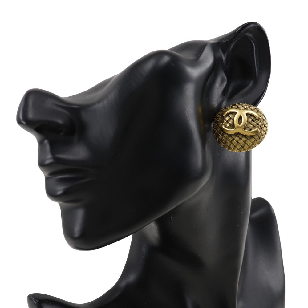 CHANEL EARLING GOLD MECKING FRANCE made 29  23.2g LADY CLEAN EARLING EARLING
