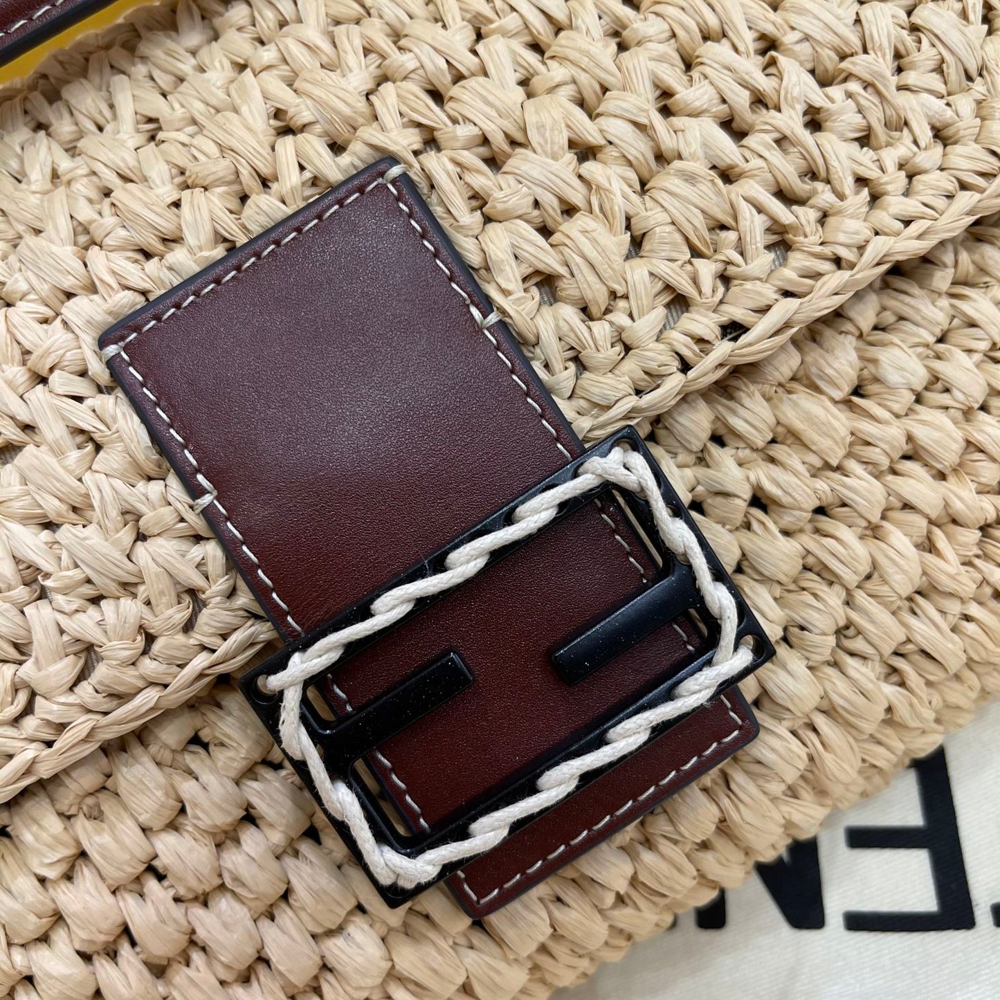 Top QualityTop Quality Baguette Woven Straw Red For Women, Women’s Handbags, Shoulder And Crossbody Bags 10in/26cm FF