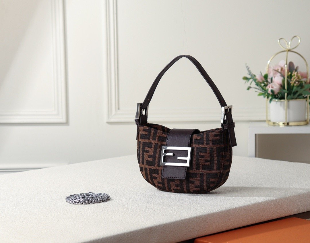EN - New 1:1 rep  Bags FEI 099
