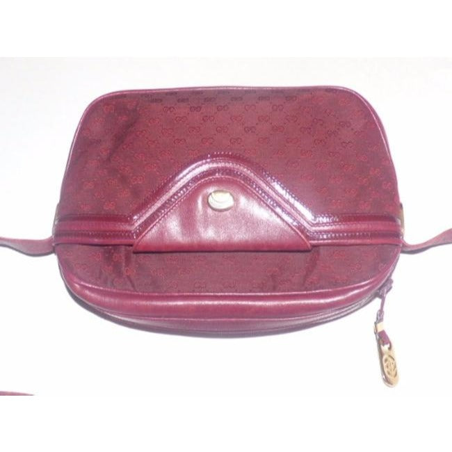 Gucci   Shades Of Burgundy With Small G Logo Print