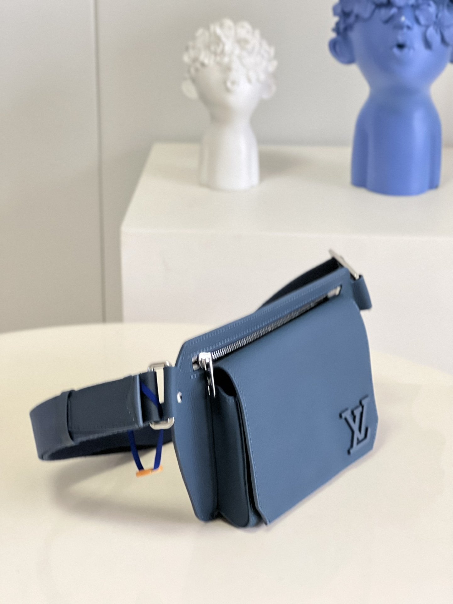 Top Quality Aerogram Slingbag Navy Blue For Men, Bags 30cm Top Quality M59625