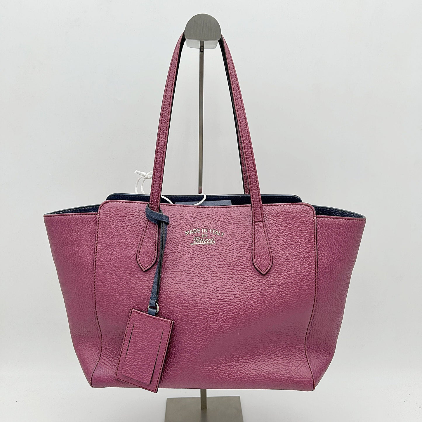 Gucci Leather Swing - Grey Shoulder Bags, Handbags  LA