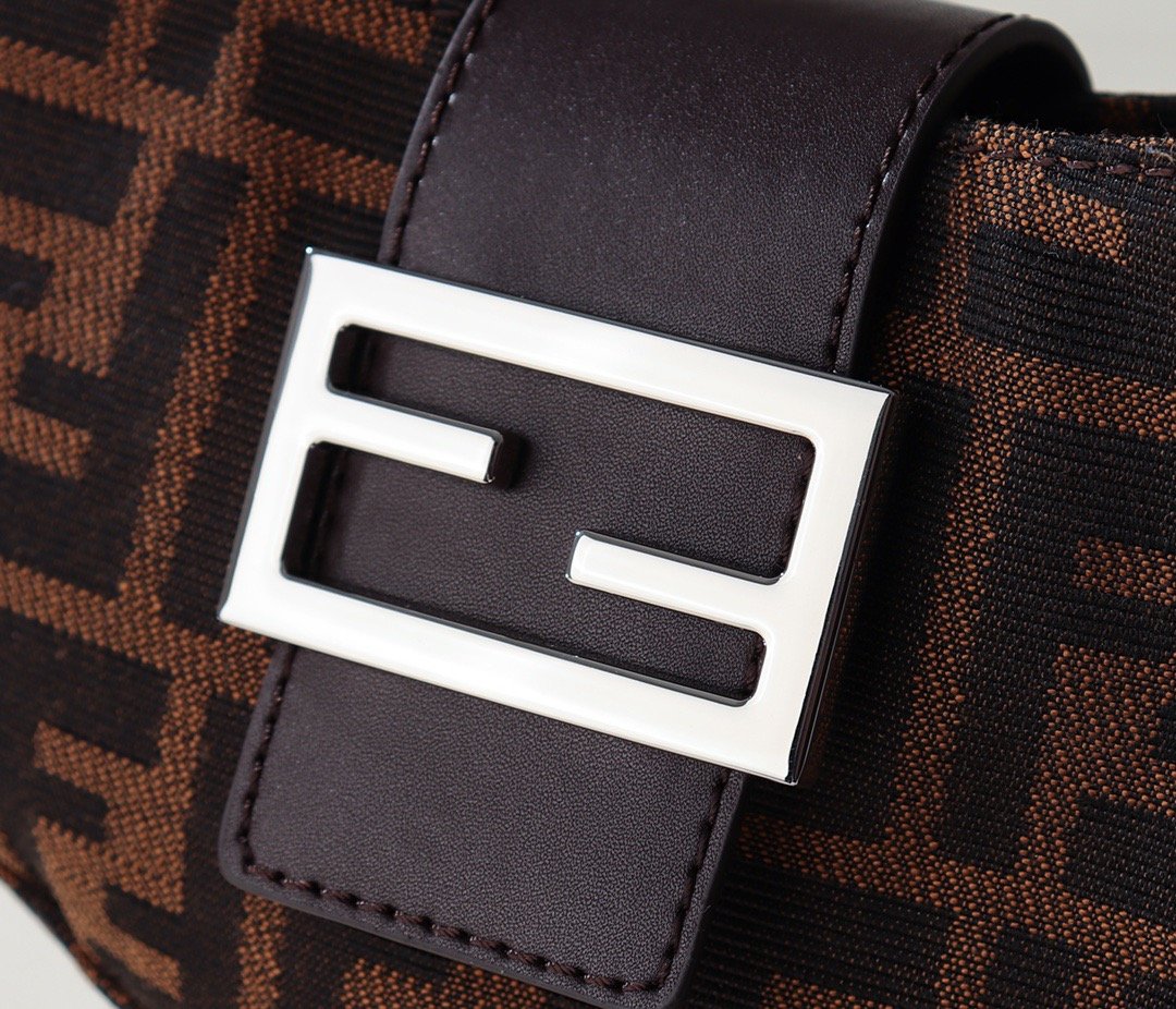 EN - New 1:1 rep  Bags FEI 099