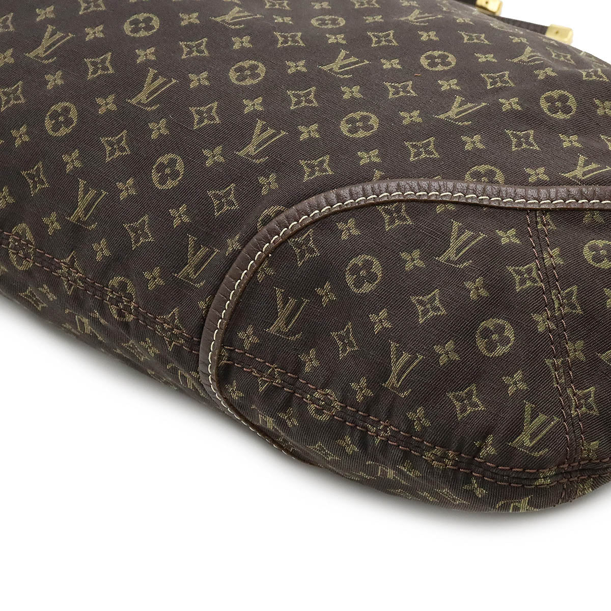 LOUIS VUITTON Manon MM Shoulder Bag in Monogram M95619
