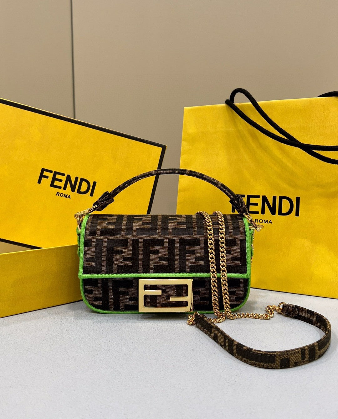 Top QualityTop Quality Baguette Small Brown Fabric Green Border Bag For Woman 18cm/7in