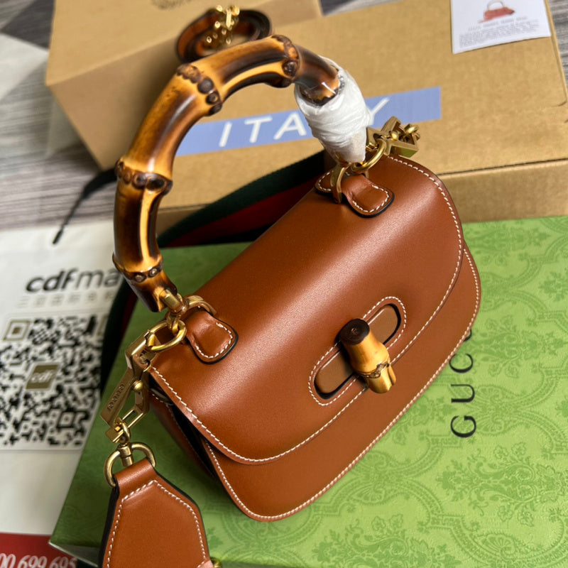 Top Quality -  Bags - 957