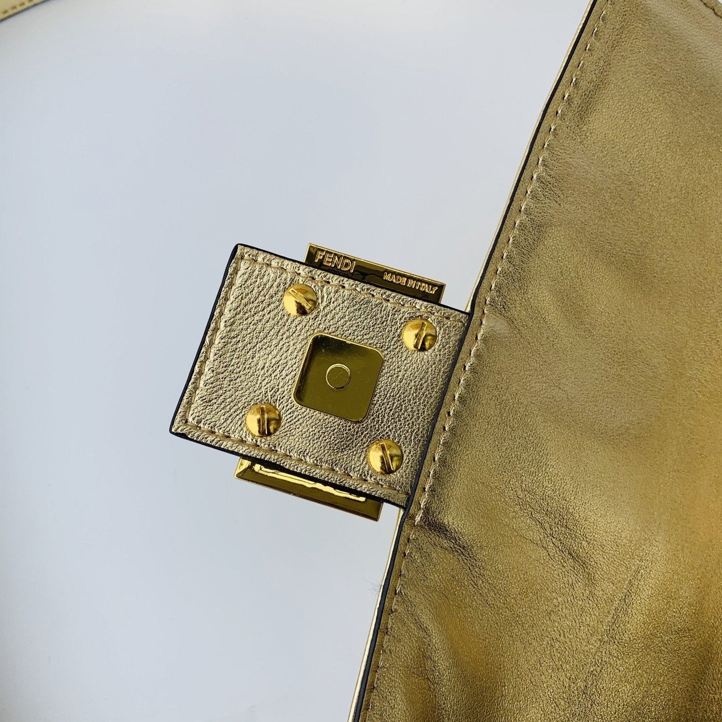 EN - New 1:1 rep  Bags FEI 179