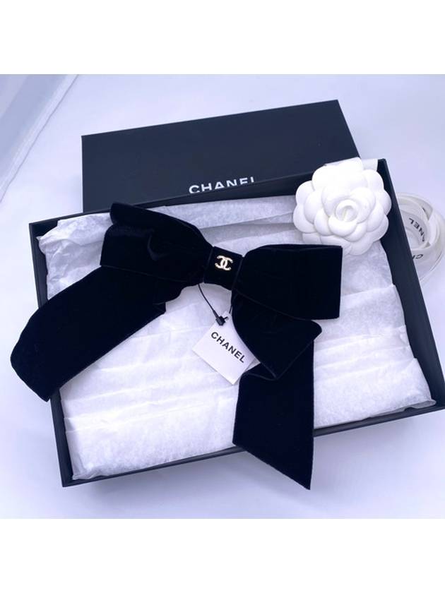 CC Logo Ribbon Bow Velvet Hairpin Black Chanel