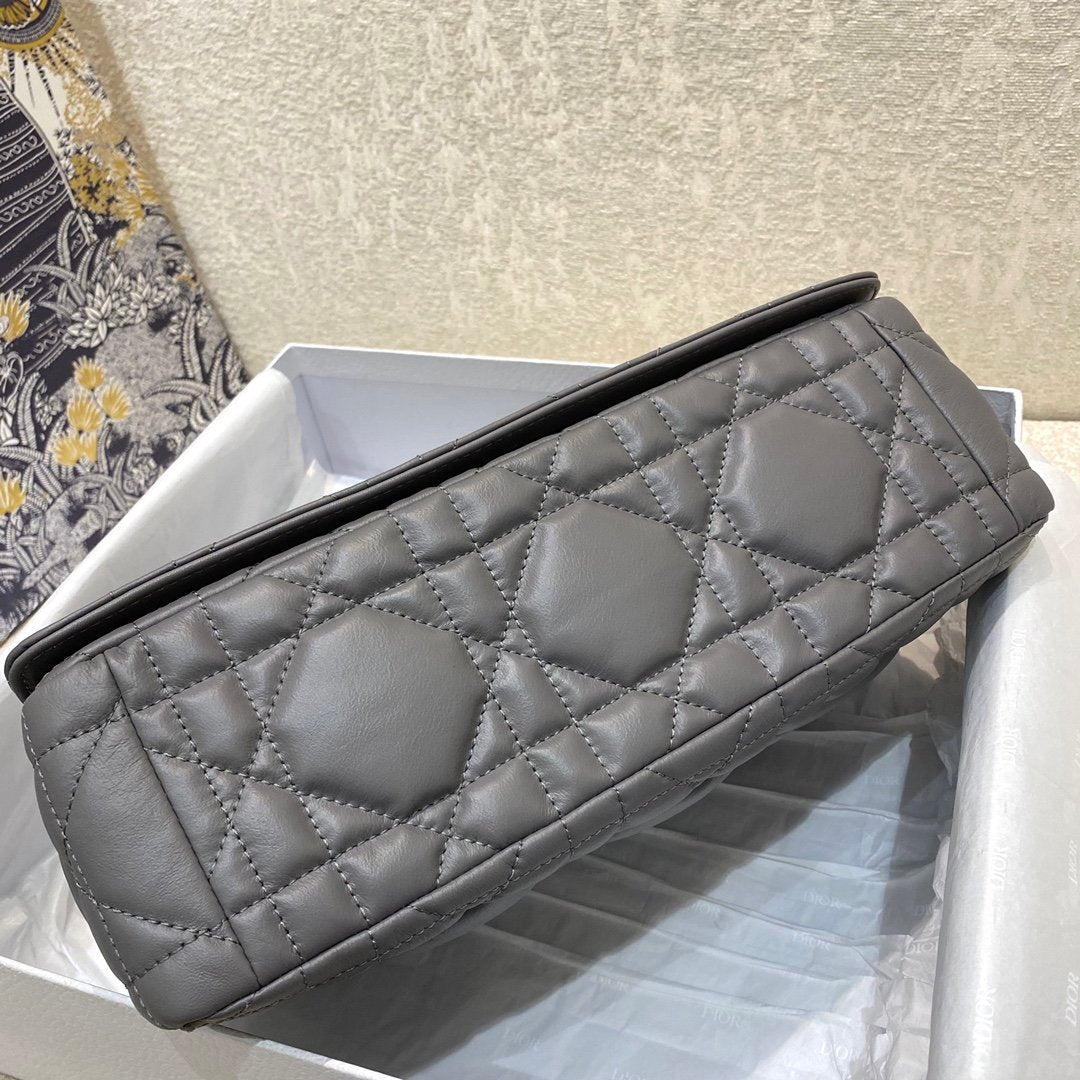 Top Quality Large Caro Bag Grey Padded Macrocannage, Dark Grey, For Women Womens Handbags, Crossbody Bags, 28cm CD