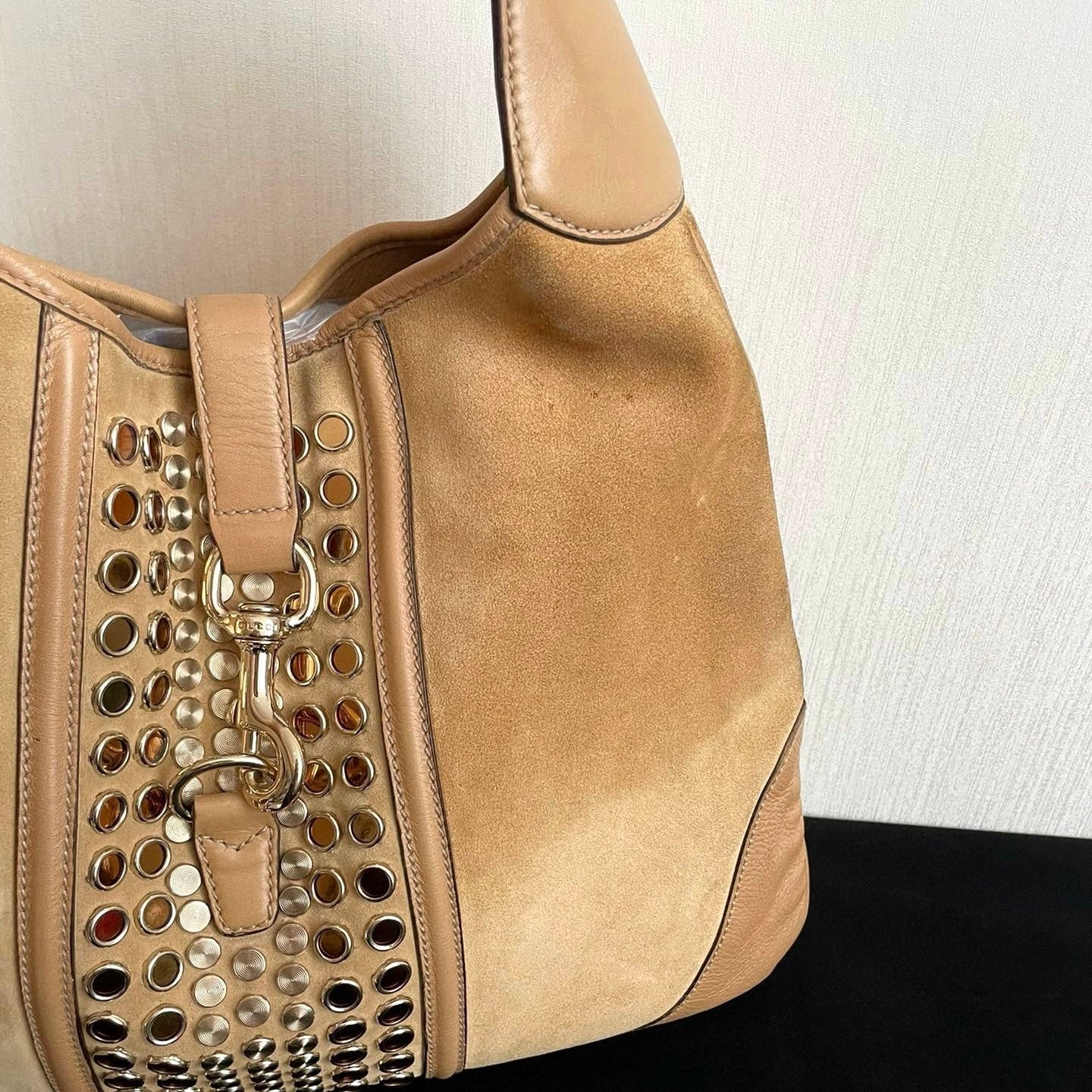 Gucci Jackie   Medium Tan Brown Suede Leather Gold Hardware