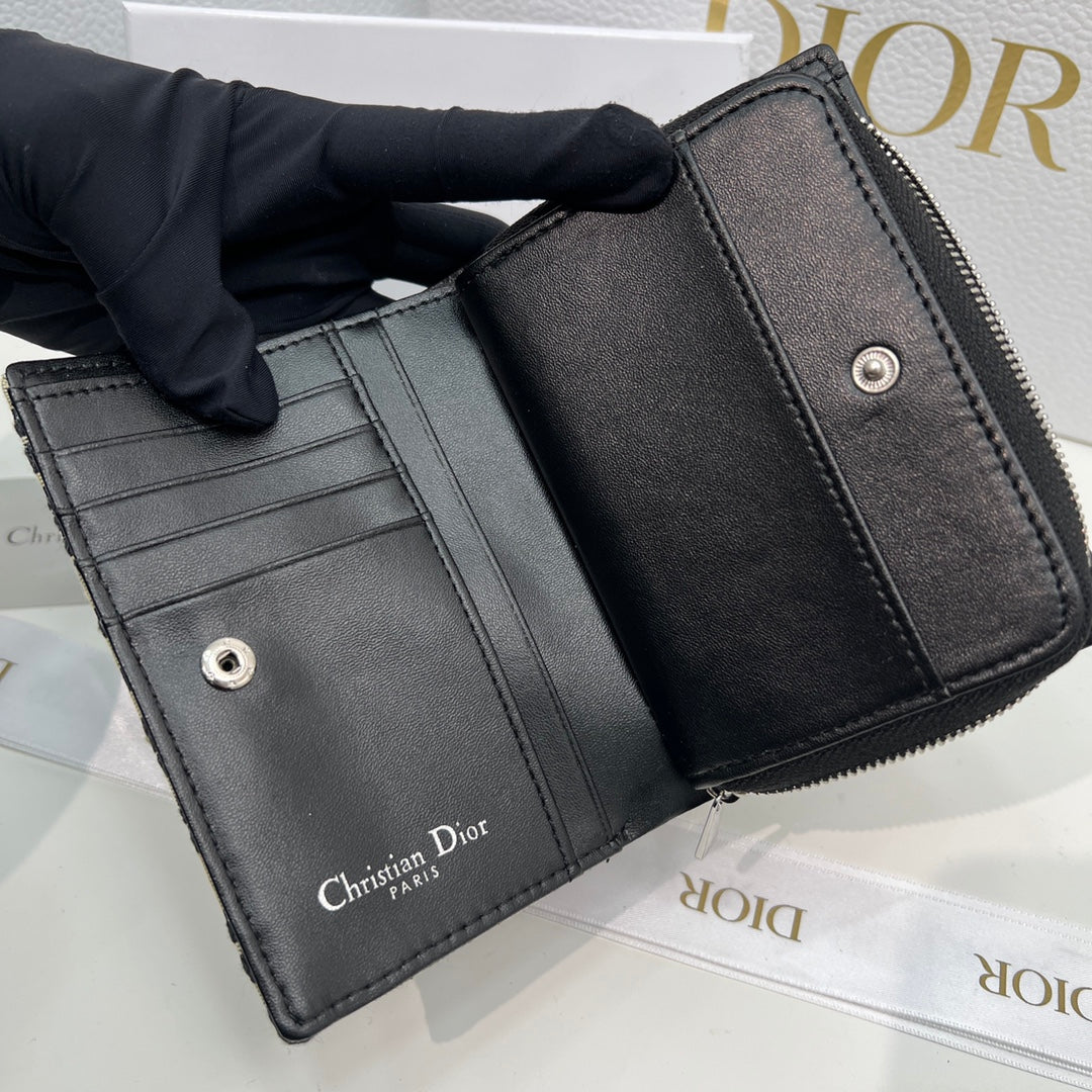 EN - New 1:1 rep  Wallet DIR 014