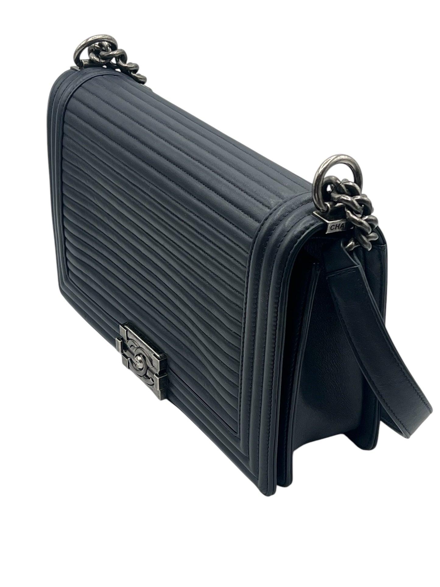 Chanel - sac boy cuir bleu marine