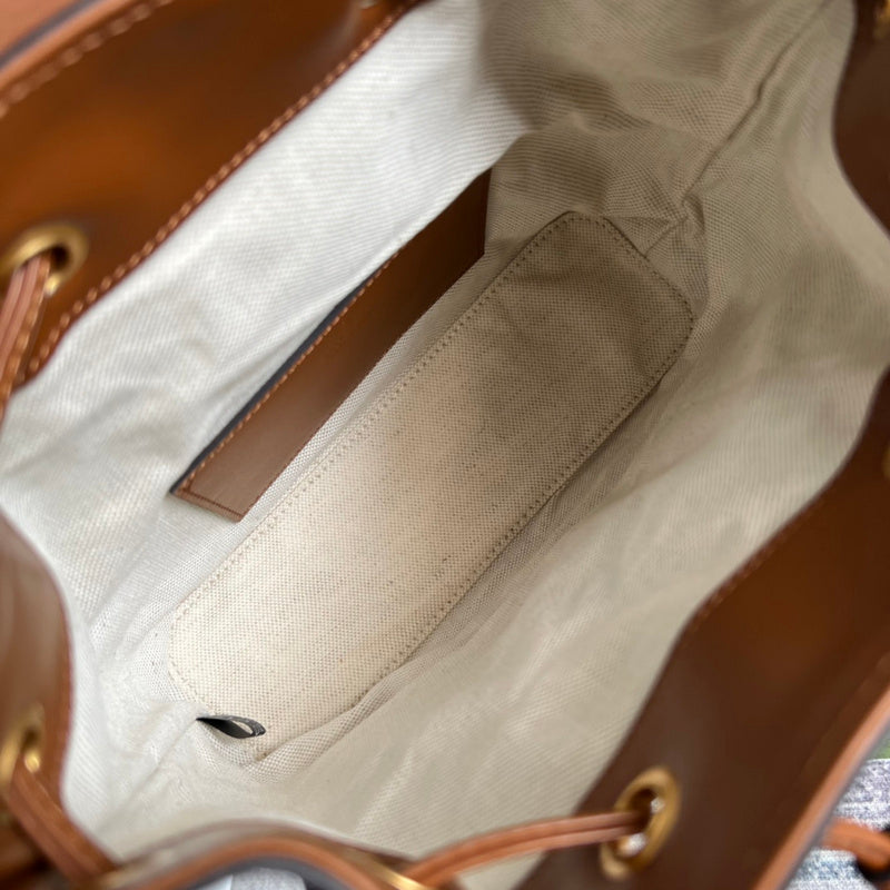 Top Quality -  Bags - 692