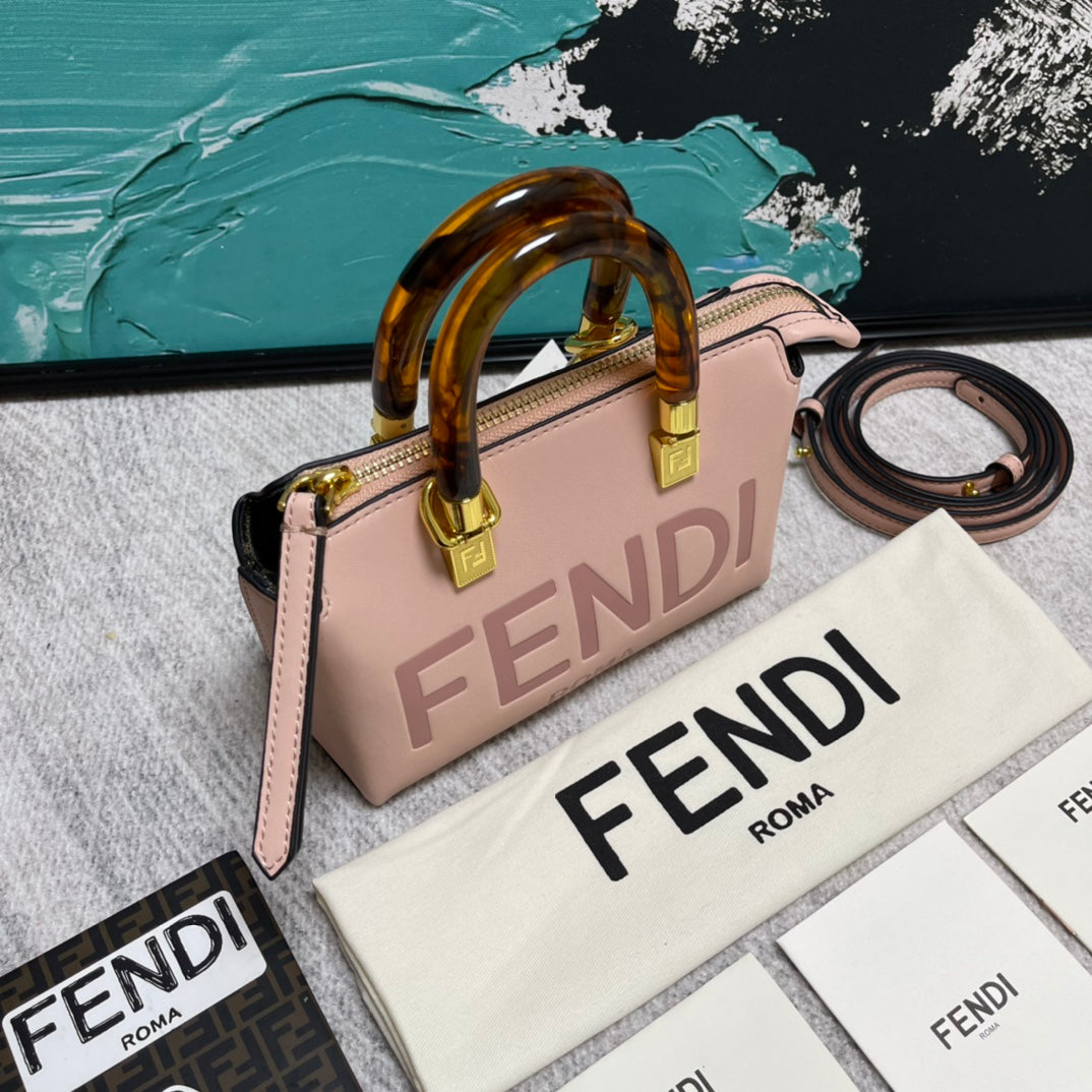 EN - New 1:1 rep Lux Bags FEI 264