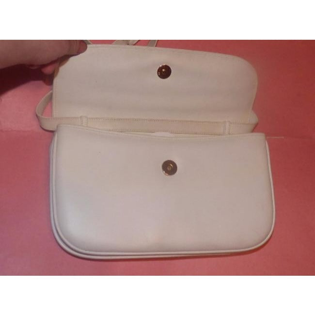 Gucci   Two Way White Leather Cross Body Bag