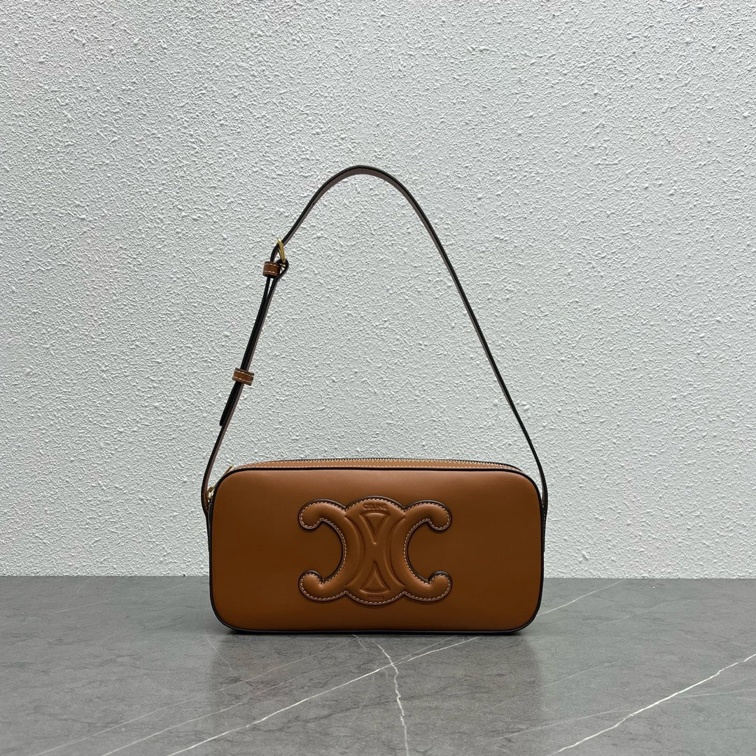Top Quality Camera Shoulder Bag Cuir Triomphe Brown For Women 10in/26cm 199183DU3.04LU