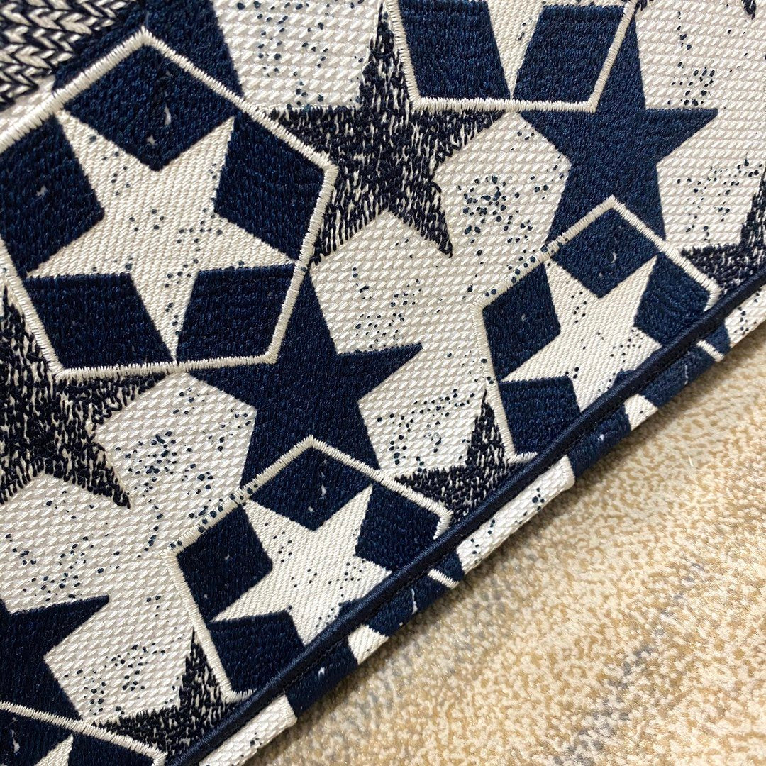 Top Quality Large Book Tote Blue and White Étoile Embroidery, Blue/White, For Women Womens Handbags, 41cm CD M1286ZTQX_M928