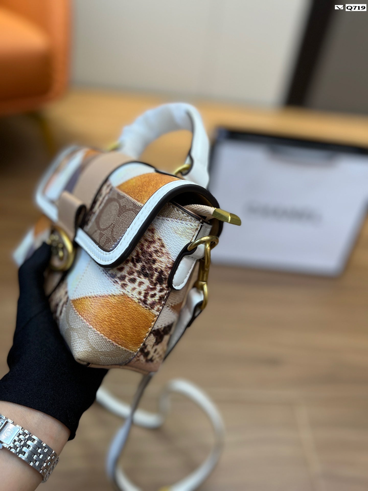EN - New 1:1 rep Lux Top Quality CHL Bag 351