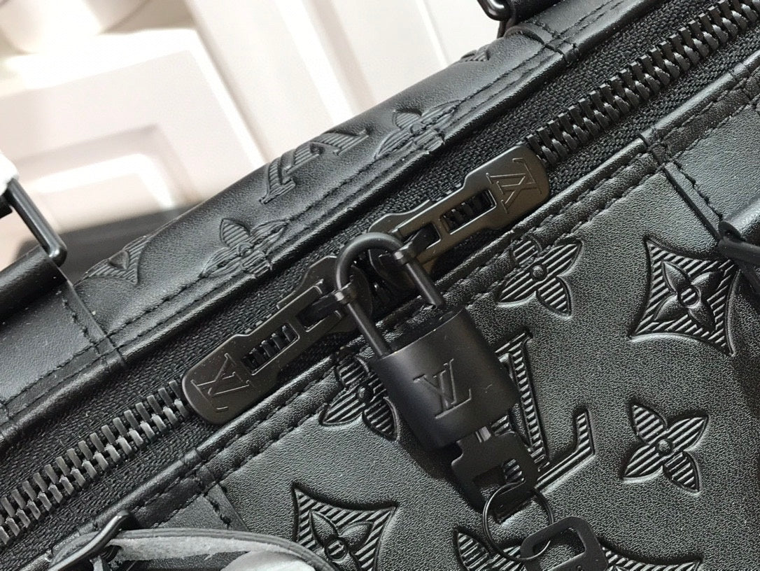 Top Quality Keepall Bandoulière 50 Monogram Shadow For Men, Travel Bags 19.7in/50cm Top Quality M44810