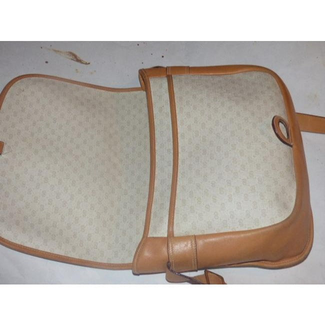 Gucci   Camel Small G Logo Print On Ivory Camel Leather