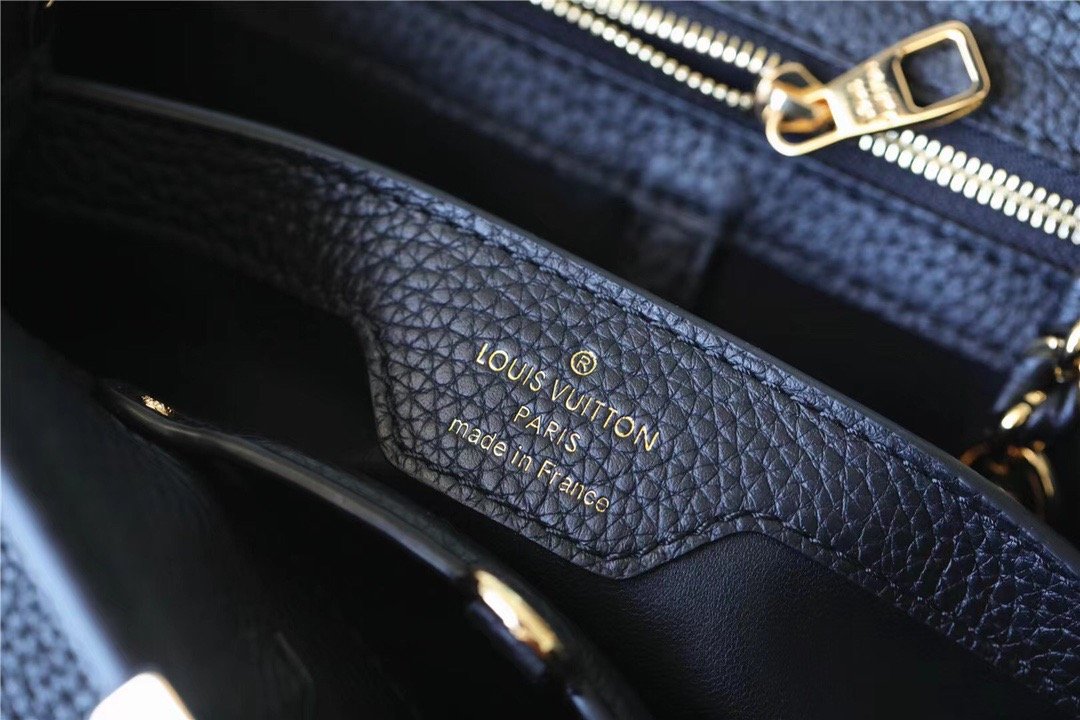 Top Quality Capucines Mini Taurillon Black For Women,  Shoulder And Crossbody Bags 21cm/8.3in Top Quality