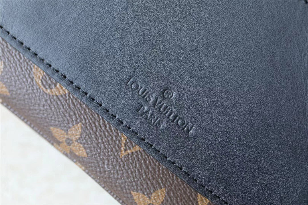 Top Quality Marceau Monogram Canvas Black For Women,  Shoulder and Crossbody Bags 9.6in/24.5cm Top Quality M46126