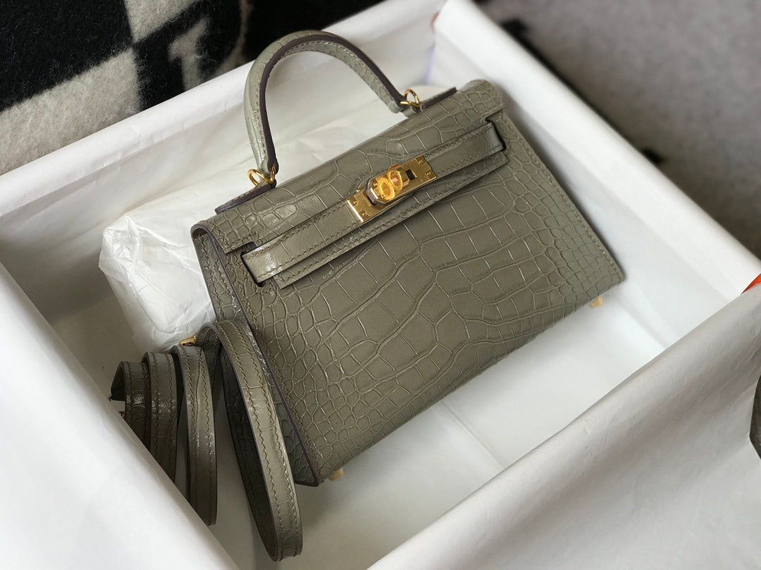 Top Quality Kelly Grey For Women Gold Toned Hardware 7.8in/20cm