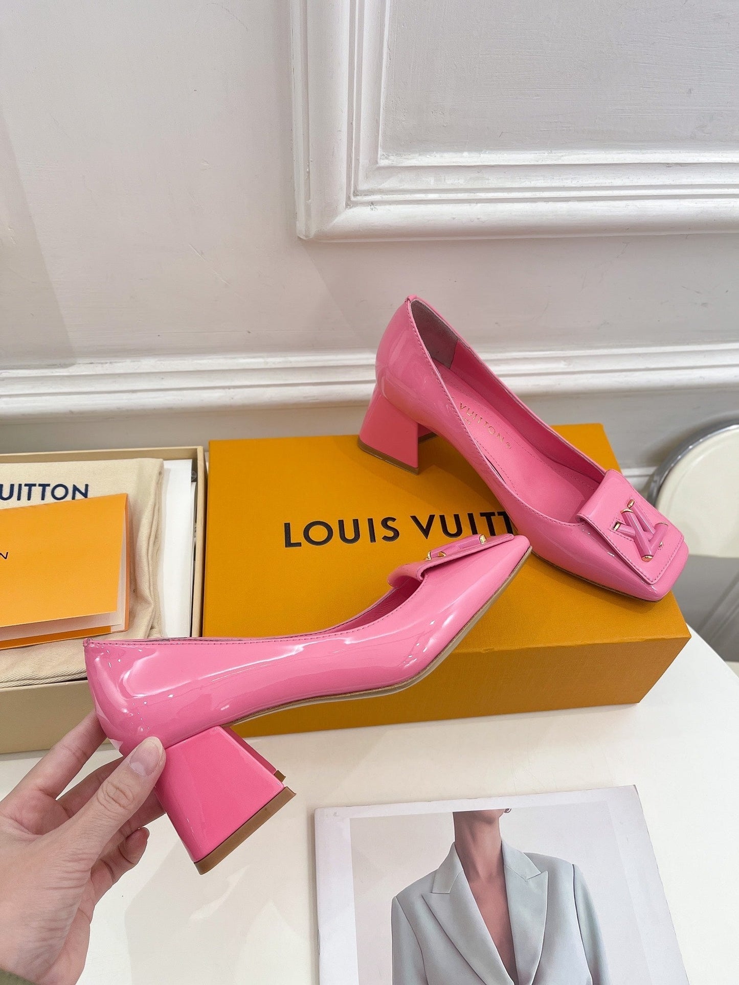 New 1:1 rep LUV High Heel Shoes 035
