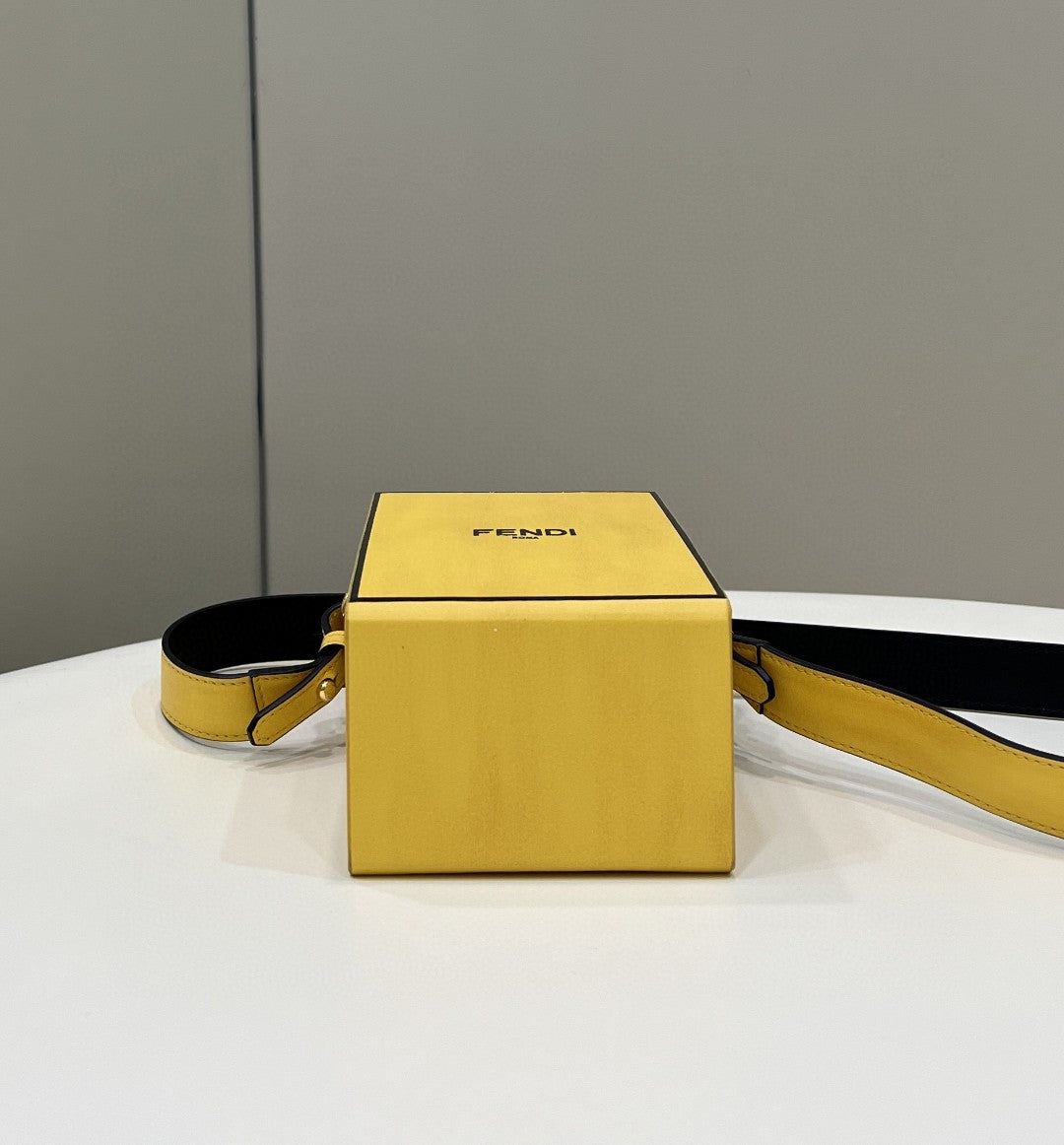 Top QualityTop Quality Vertical Box Yellow RM 6,400 Bag For Woman 17cm/6.5in 7VA519ADP6F1CIA