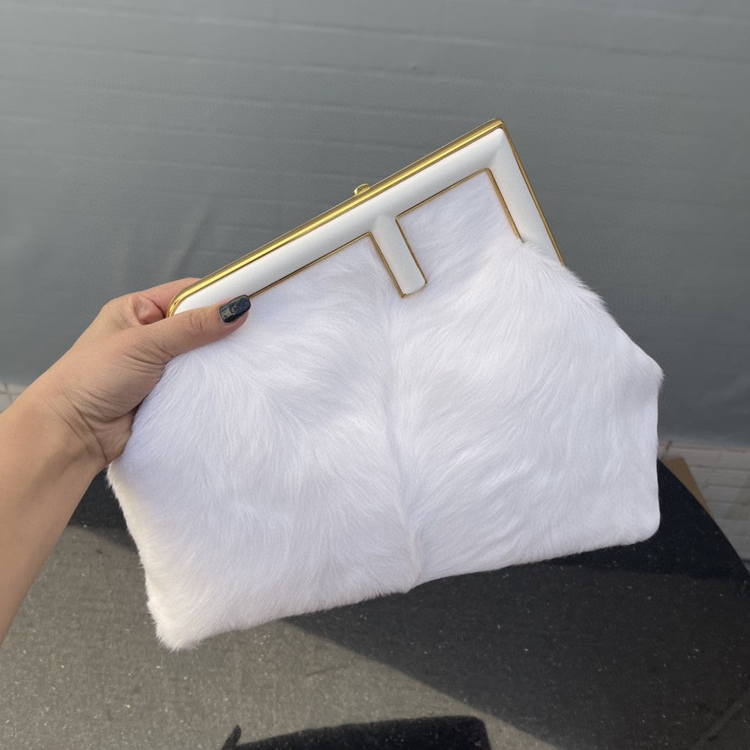 Top QualityTop Quality Top QualityTop Qualityrst Medium White Fox Fur Bag For Woman 32.5cm/13in