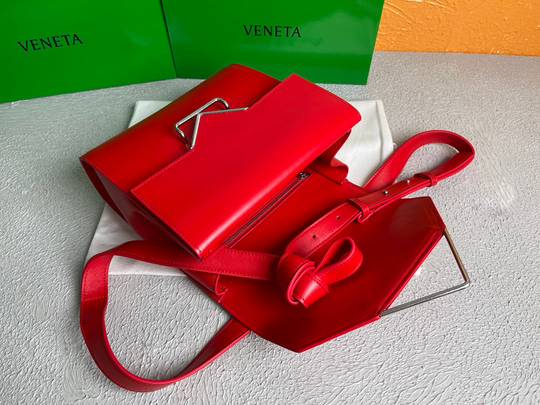 Top Quality Clip Bag Red, For Women, Women’s Bags 9in/23cm