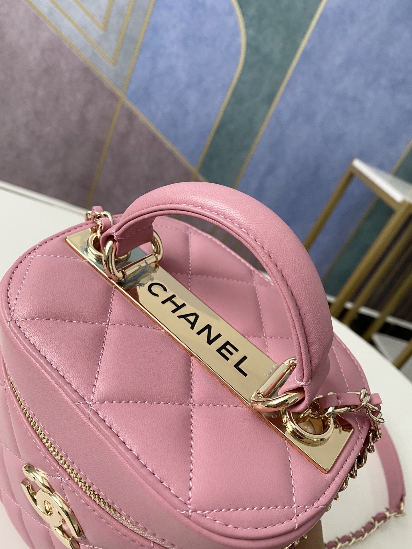 CHLVanity Case Gold Hardware PiNike For Women, Women’s Handbags, Shoulder Bags 9in/24cm