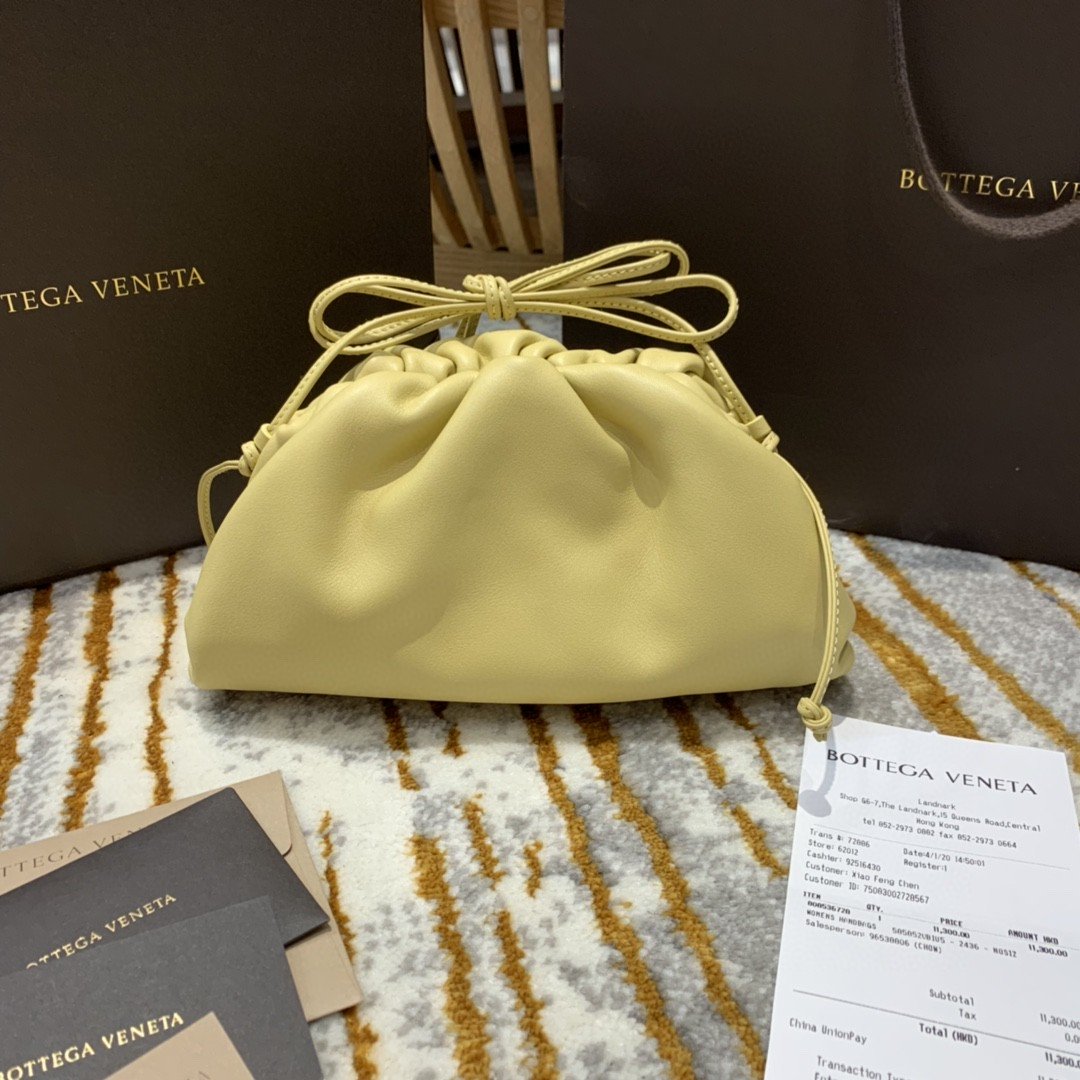 Top Quality Mini Pouch For Women 8.6in/22cm In Yellow