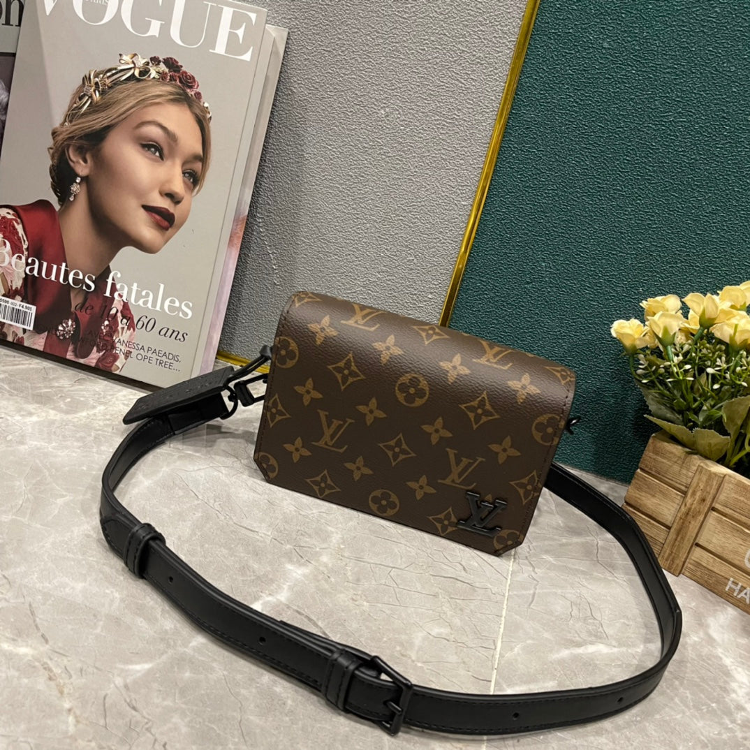 EN - Luxury Bags LUV 869