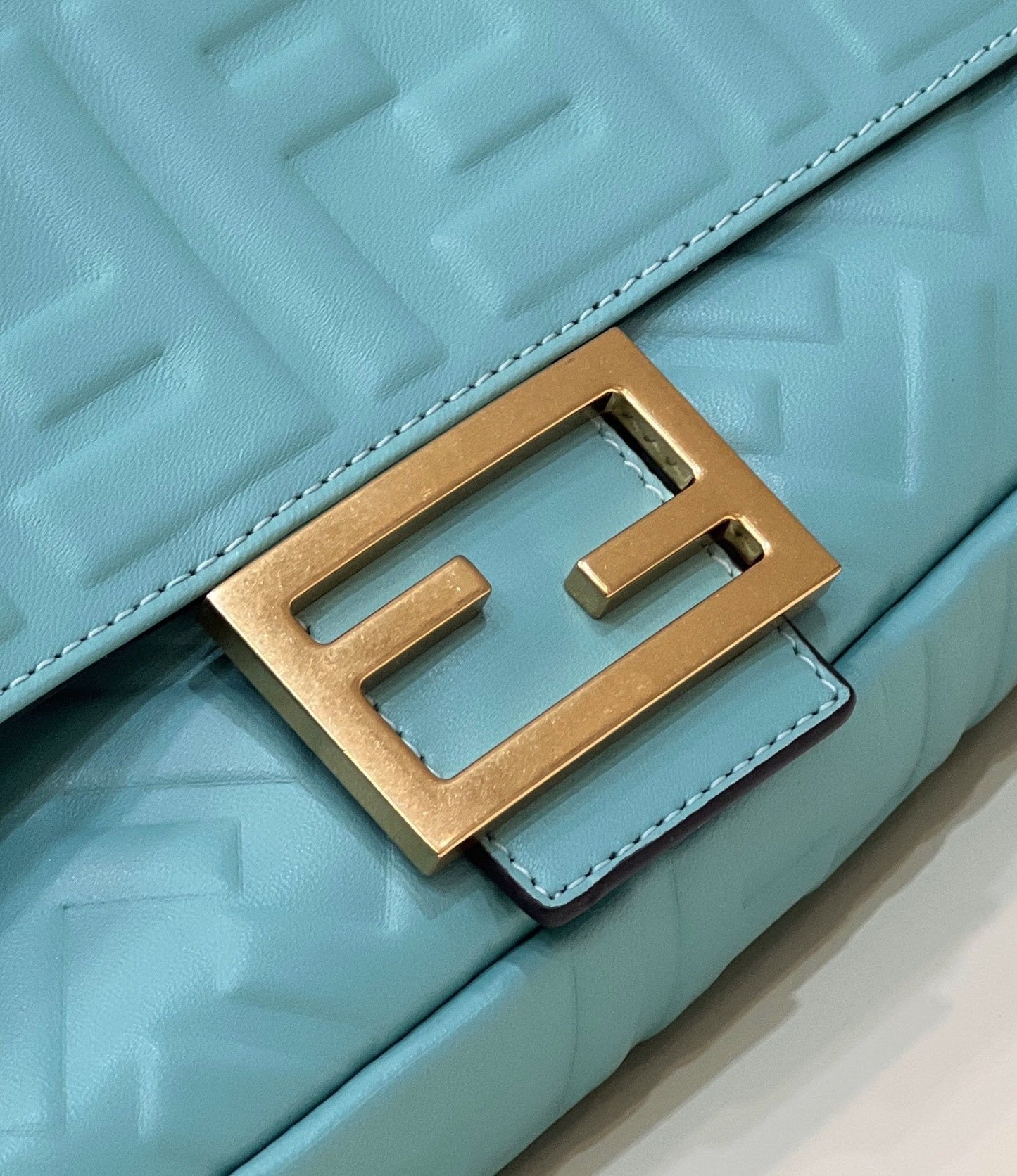 Top QualityTop Quality Baguette Teal For Women, Women’s Handbags, Shoulder And Crossbody Bags 10in/27cm FF 8BR600