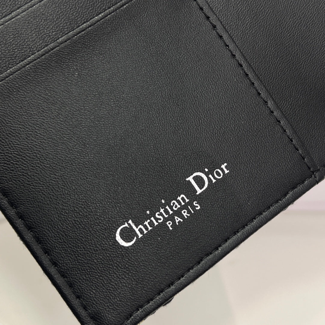 EN - New 1:1 rep  Wallet DIR 018