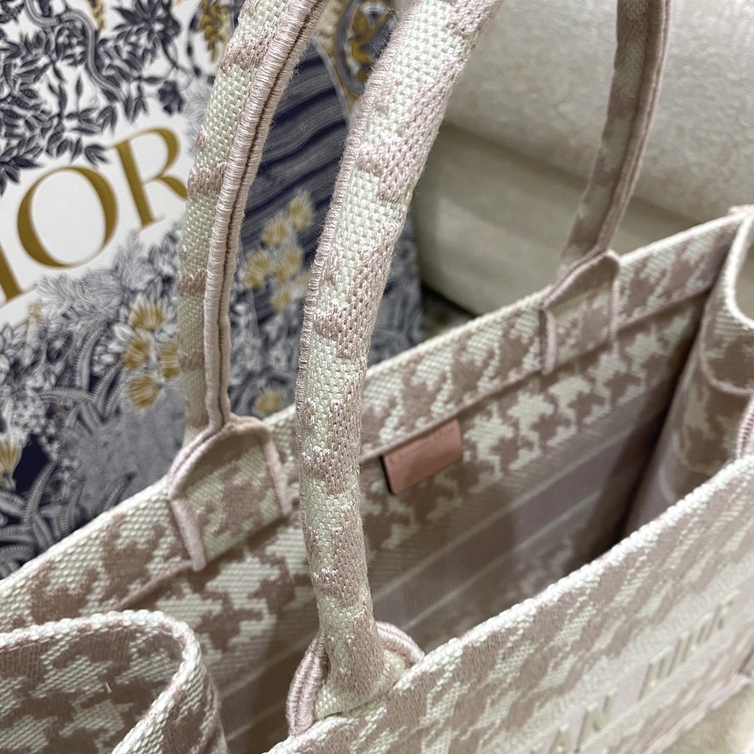 Top Quality MeTop Qualityum Book Tote Pastel Houndstooth Embroidery, Pastel, For Women Womens Handbags, Shoulder Bags, 36cm CD