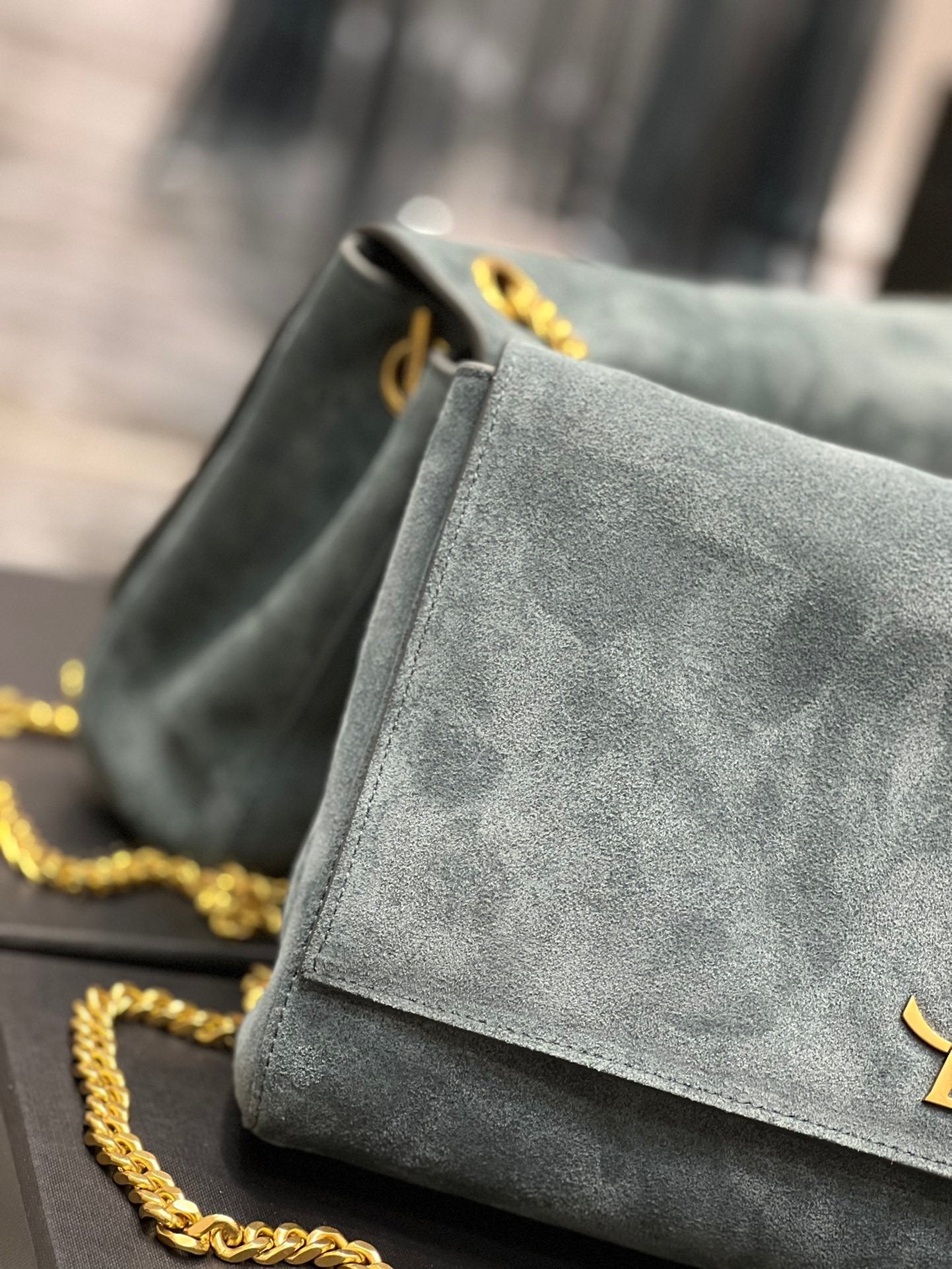 Top Quality Kate MeTop Qualityum Reversible Chain Bag In Suede With Gold Hardware For Women 11.2in/29cm YSL