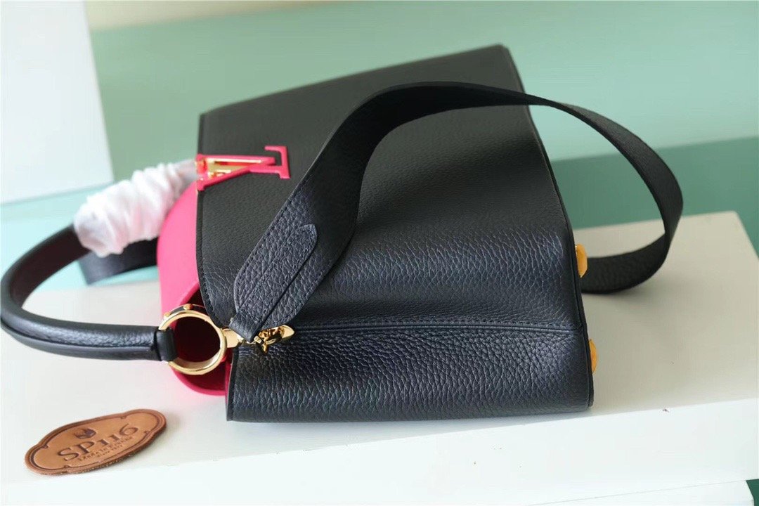 Top Quality Capucines MM Taurillon Black/ Rose Berlingot For Women, Womens Bags, Shoulder And Crossbody Bags 12.4in/31.5cm Top Quality M59882