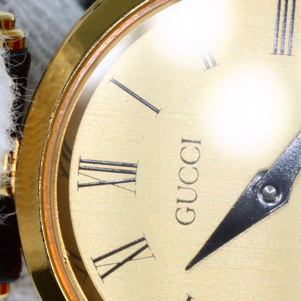 GUCCI Watches Quartz Gold Plated, Leather gold Sherry line gold dial Women  d