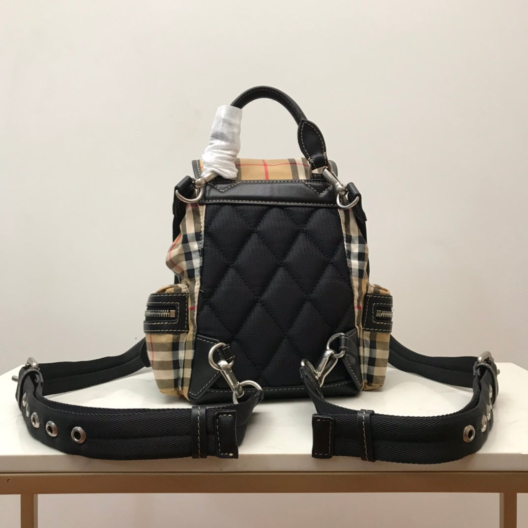 Top Quality MeTop Qualityum Rucksack In  Check Cotton Canvas-Sandy For Women, Bags 13in/33cm