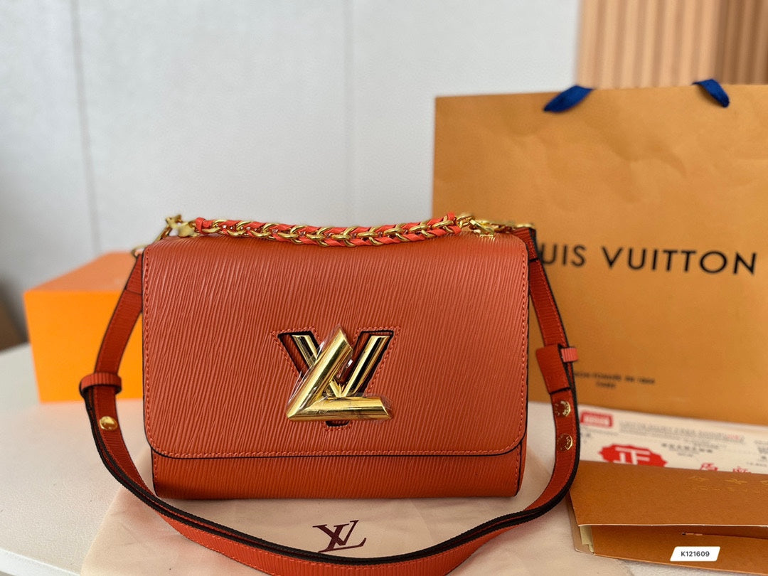 EN - New 1:1 rep Lux Bags LUV 529