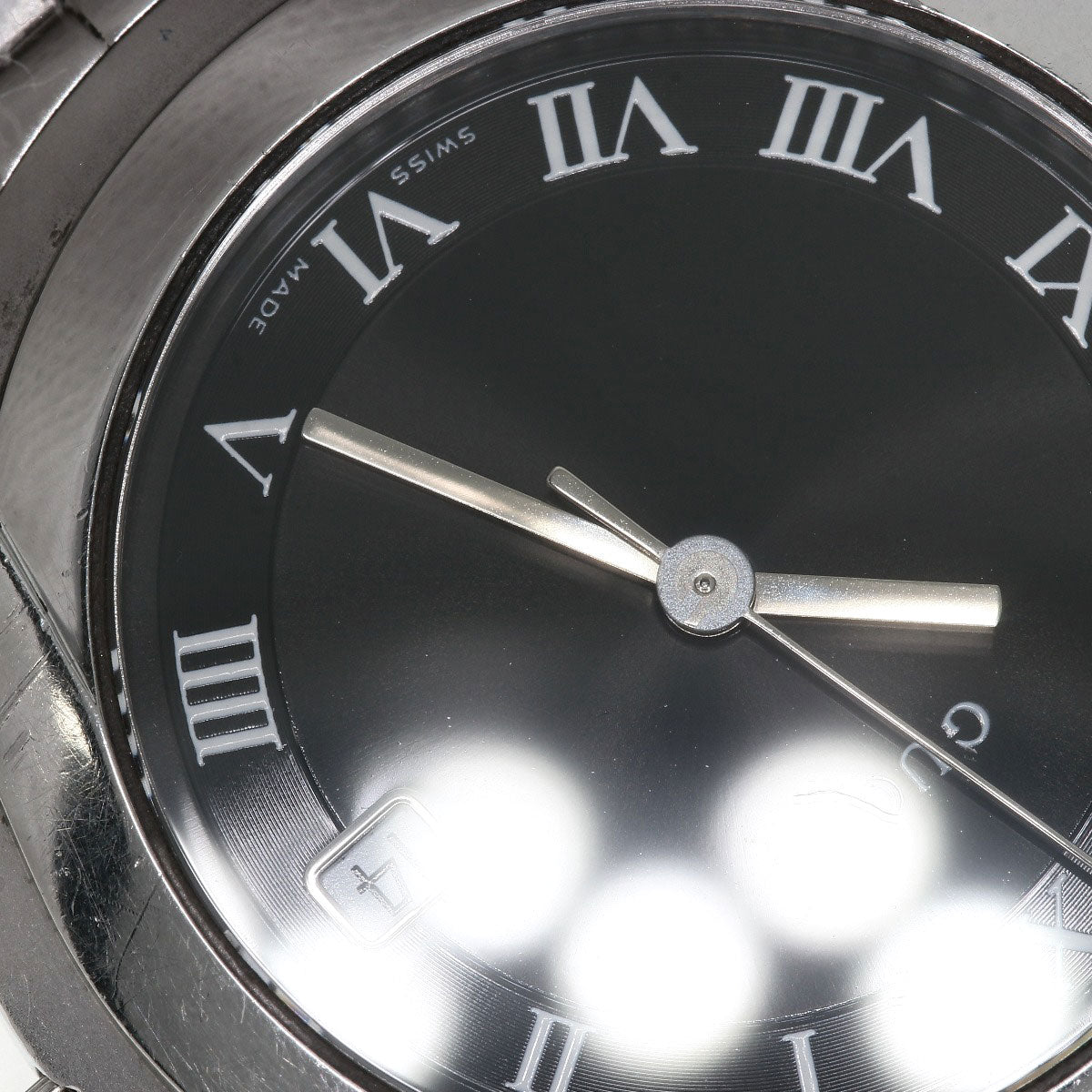 GUCCI Watches Quartz 5500M Stainless Steel , Stainless Steel Silver Round face black dial mens  d