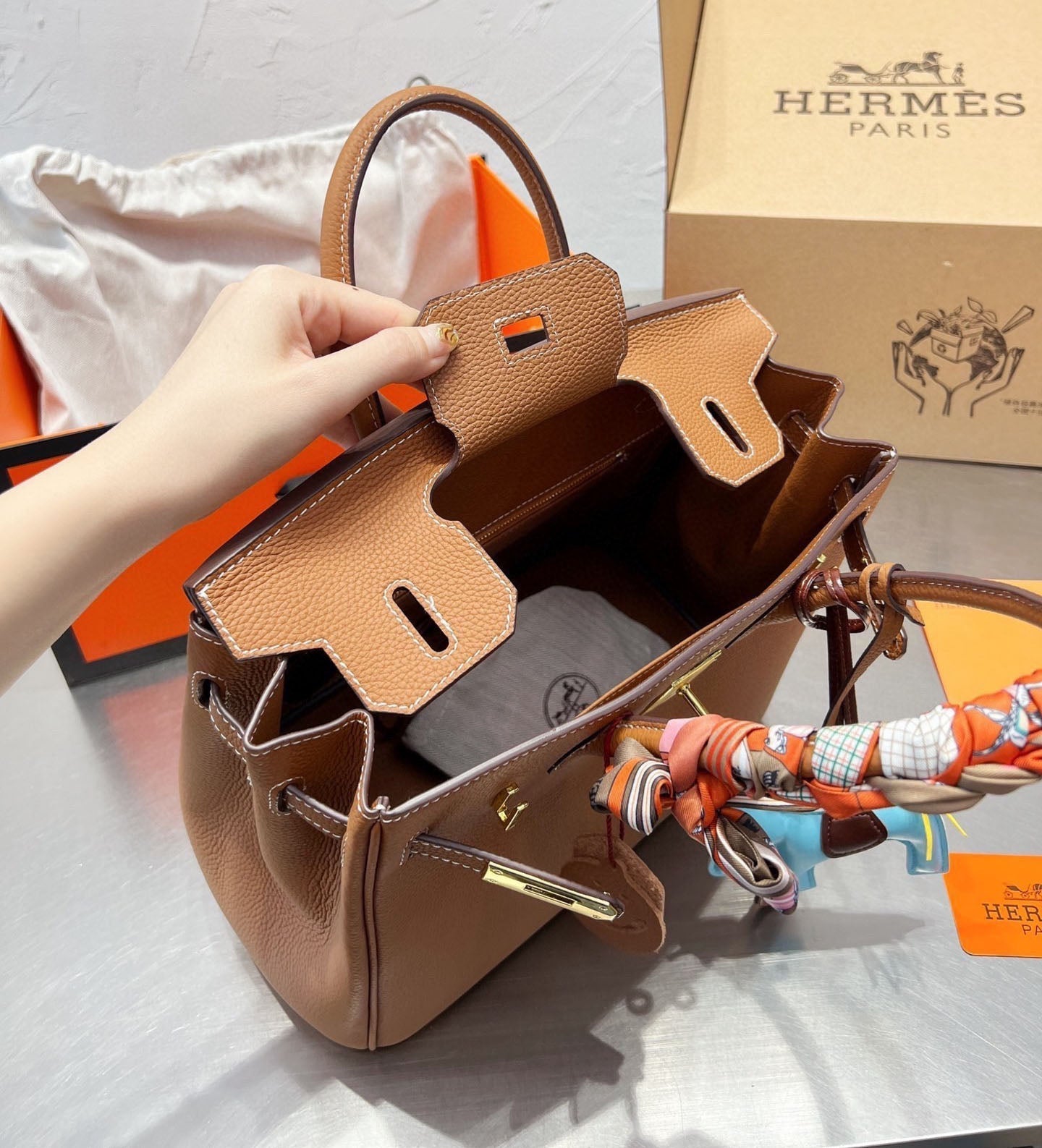 EN - New 1:1 rep  Bags HM 133